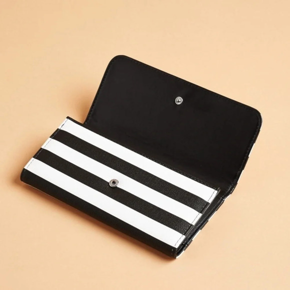 Kut From The  Kloth Slim Striped Wallet Black White - Picture 5 of 15